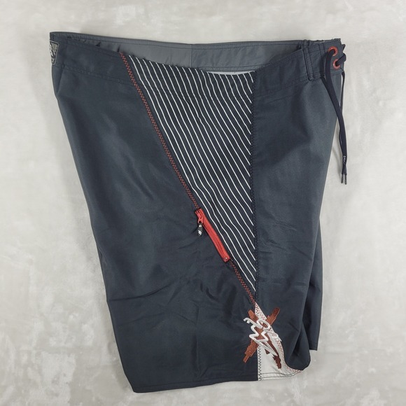 Da Hui Board Shorts Men's 40 Black Swim Trunks‎ Beach Pool Hawaiian Skull NWT - Picture 6 of 10